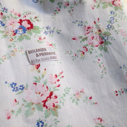 フランスアンティークシャビーカラフルブーケ柄のリバーシブルフラット