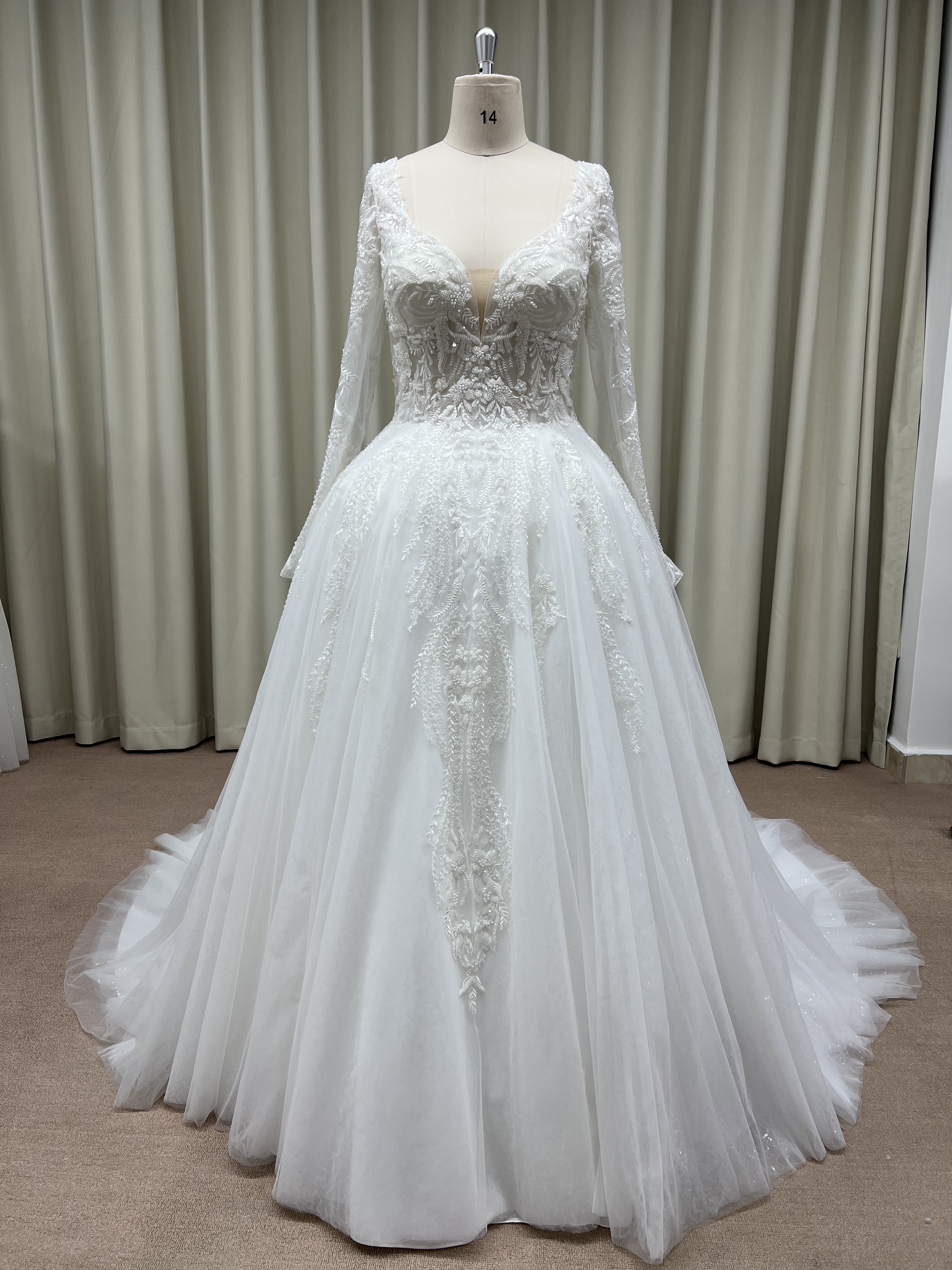 【デザイン変更可能】総レース 豪華 ロイヤルプリンセス ウェディングドレス