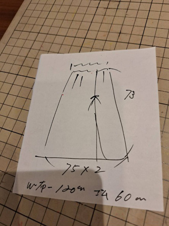 着物リメイク・アンティーク古布巻きスカート風（Ｍ～L）ペチコートプレゼント(^^♪ 8枚目の画像