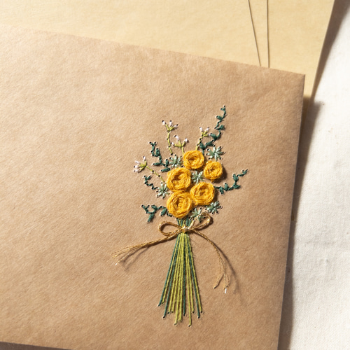 ちょす　オーダー　手刺繍　礼拝用書　カバー　ローズ　フラワー　イニシャル 716JboLTUCL._UF350,350_QL50_.jpg