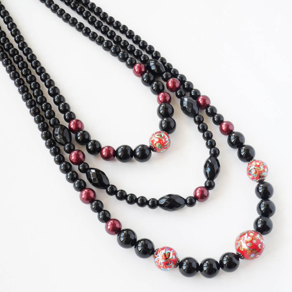 華珠 和 黒珠 赤 ガンメタ ３連 ロング ネックレス 和ゴス