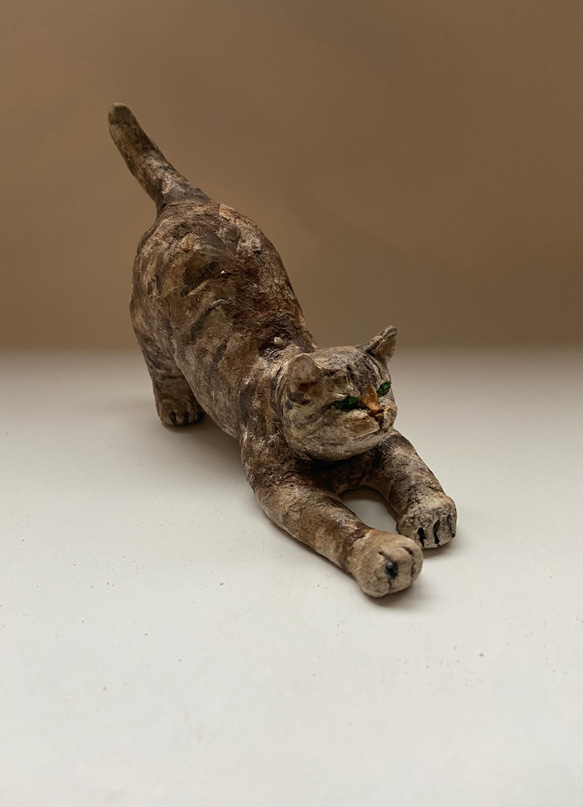 オーブン陶土のストレッチ猫 2枚目の画像