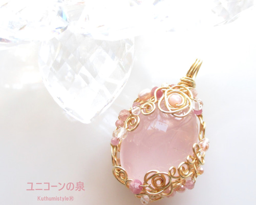 ローズクォーツ ワイヤー　ネックレス ローズクォーツのワイヤーアートネックレストップ ペンダントトップ