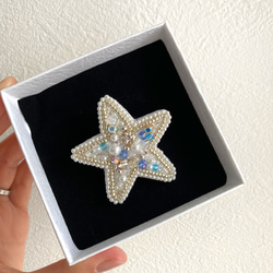 no.2  starfish　●ビーズ刺繍の星（ヒトデ）ブローチ● 2枚目の画像