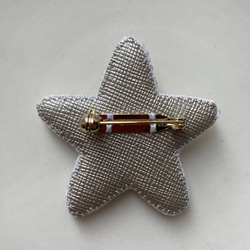 no.2  starfish　●ビーズ刺繍の星（ヒトデ）ブローチ● 5枚目の画像