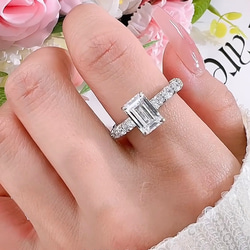 エメラルドカット 高炭素ダイヤモンド キラキラ ゴージャス ラグジュアリー エタニティリング 指輪 フル 白 ホワイト 15枚目の画像