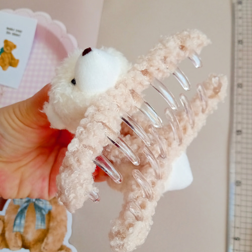 バンスクリップヘアクリップ ふわふわ肉球くまうさぎぬいぐるみ