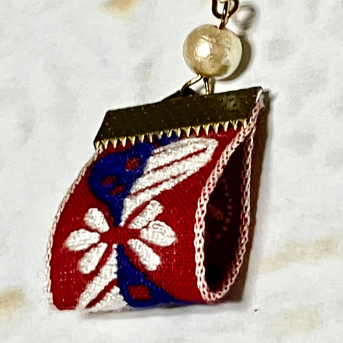 ハートのヴィンテージチロリアンテープピアス ピアス（フック 