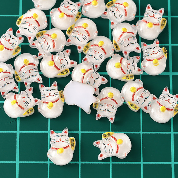 デコパーツ 猫 12mm 白 動物 250個 招き猫 3D ネイルパーツミニ アニマル 手芸 パーツ BD3767 5枚目の画像