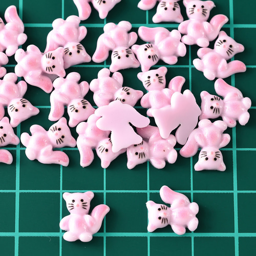 3dネイルパーツ ネイル ねこ ネイルパーツ アニマル デコパーツ 楽天市場】ポイント5倍ネイルパーツ 犬 猫 キラキラ 2個