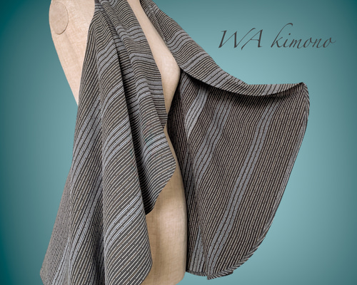 品格グレー スクエアジレ 着物リメイク カーディガン フリーサイズJ70911 品格グレー スクエアジレ 着物リメイク カーディガン