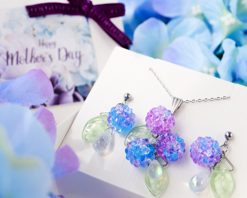 M-Trend】雨の紫陽花☆天然石アクセサリー - メルカリ