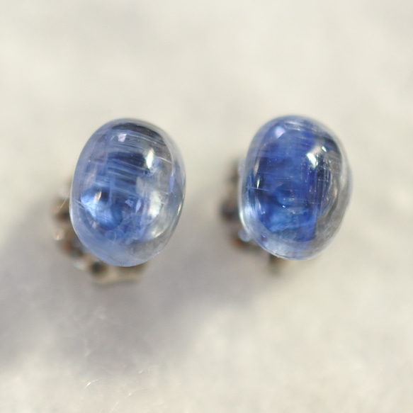 (1 件) 藍晶石耳環（7 x 5 毫米橢圓形鈦柱） 第1張的照片