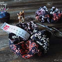ダブルガーゼのふんわりシュシュ⦿Flower Garden⦿Red シュシュ 朱い花