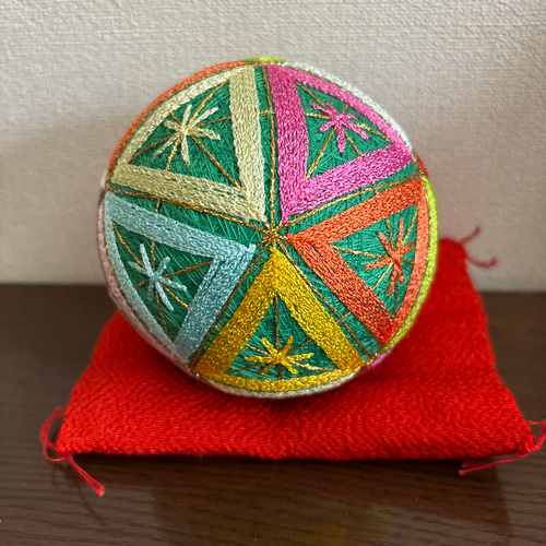 手まり カラフル三角緑 その他インテリア雑貨 きみてまり 通販