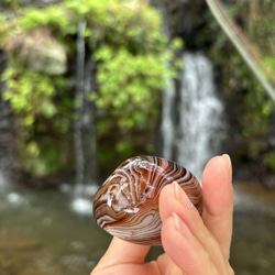 ボツワナアゲート☆握り石☆55㎜☆瀧川神社にて浄化☆No.2 10枚目の画像