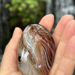 ボツワナアゲート☆握り石☆55㎜☆瀧川神社にて浄化☆No.2 9枚目の画像