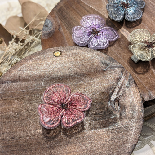 ベビーヘアクリップ♡刺繍フラワーヘアアクセサリー♡ ヘアピン