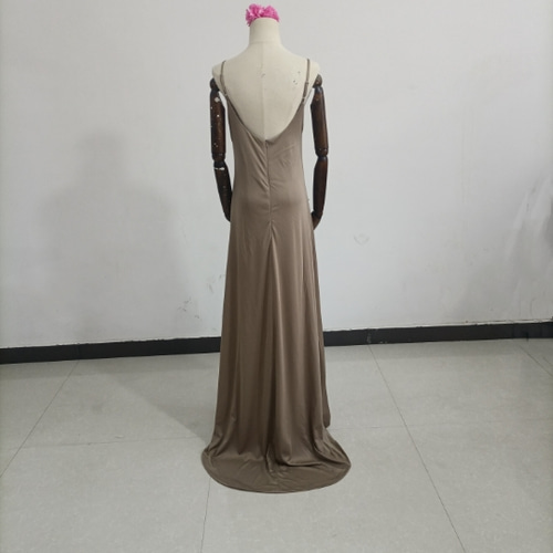 キャミソール ブラウンサテンガウン 快適な生地 背中見せ 披露宴/前  