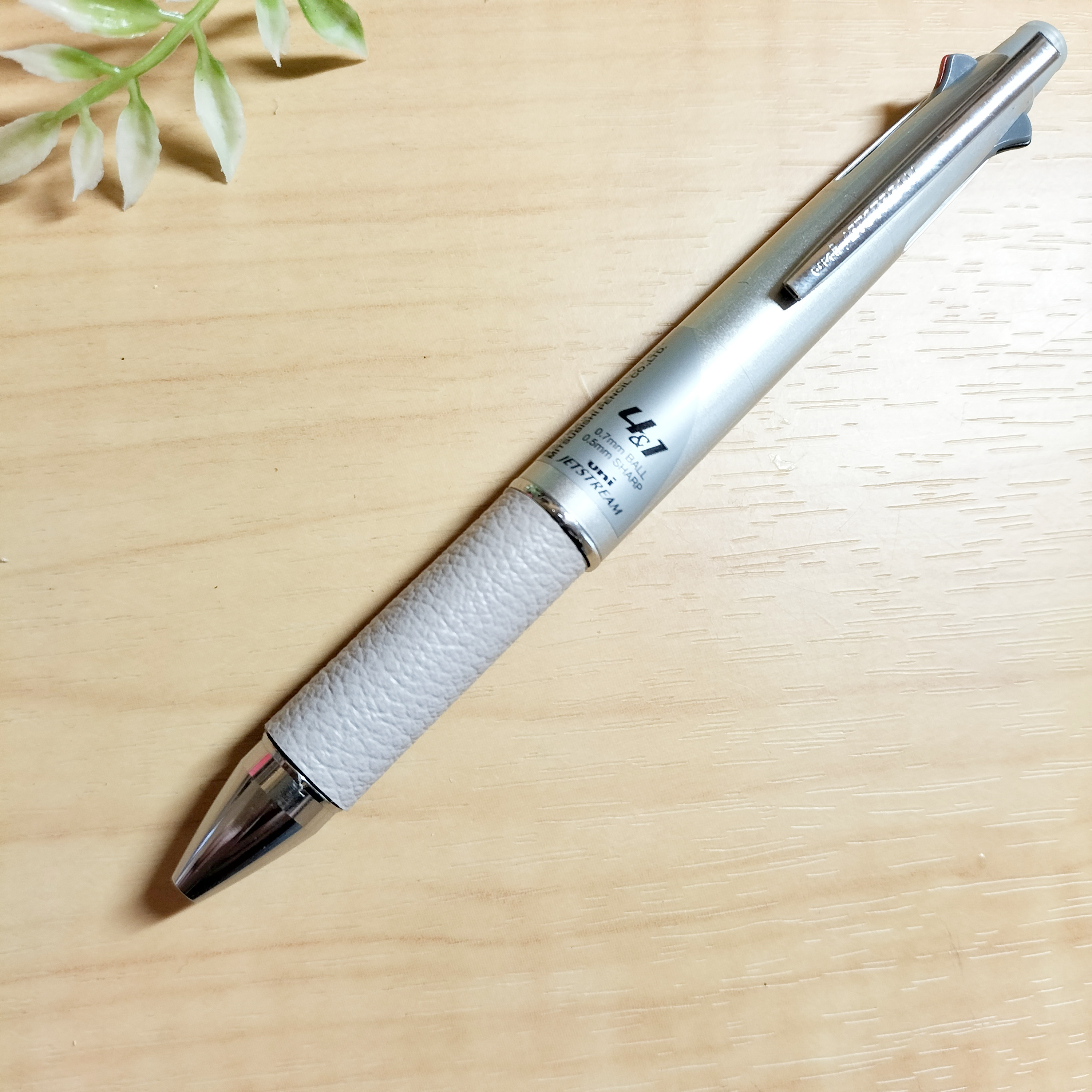 超人気新品 気分をかえてグリップ交換 ジェット レザーペングリップ先軸 筆記具
