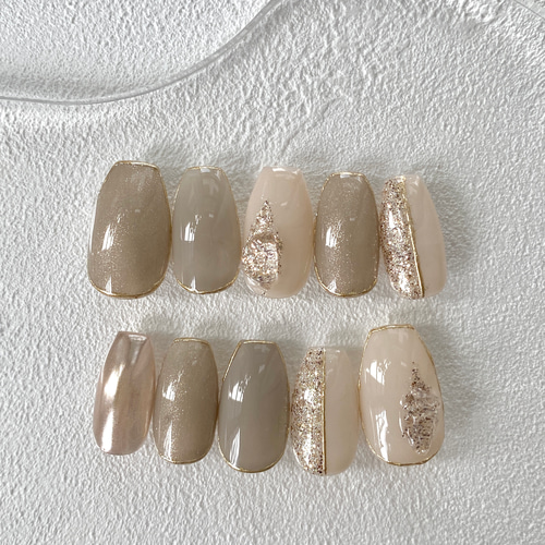 淡色グレー ホワイトネイル ブライダルネイル 綺麗めニュアンス  