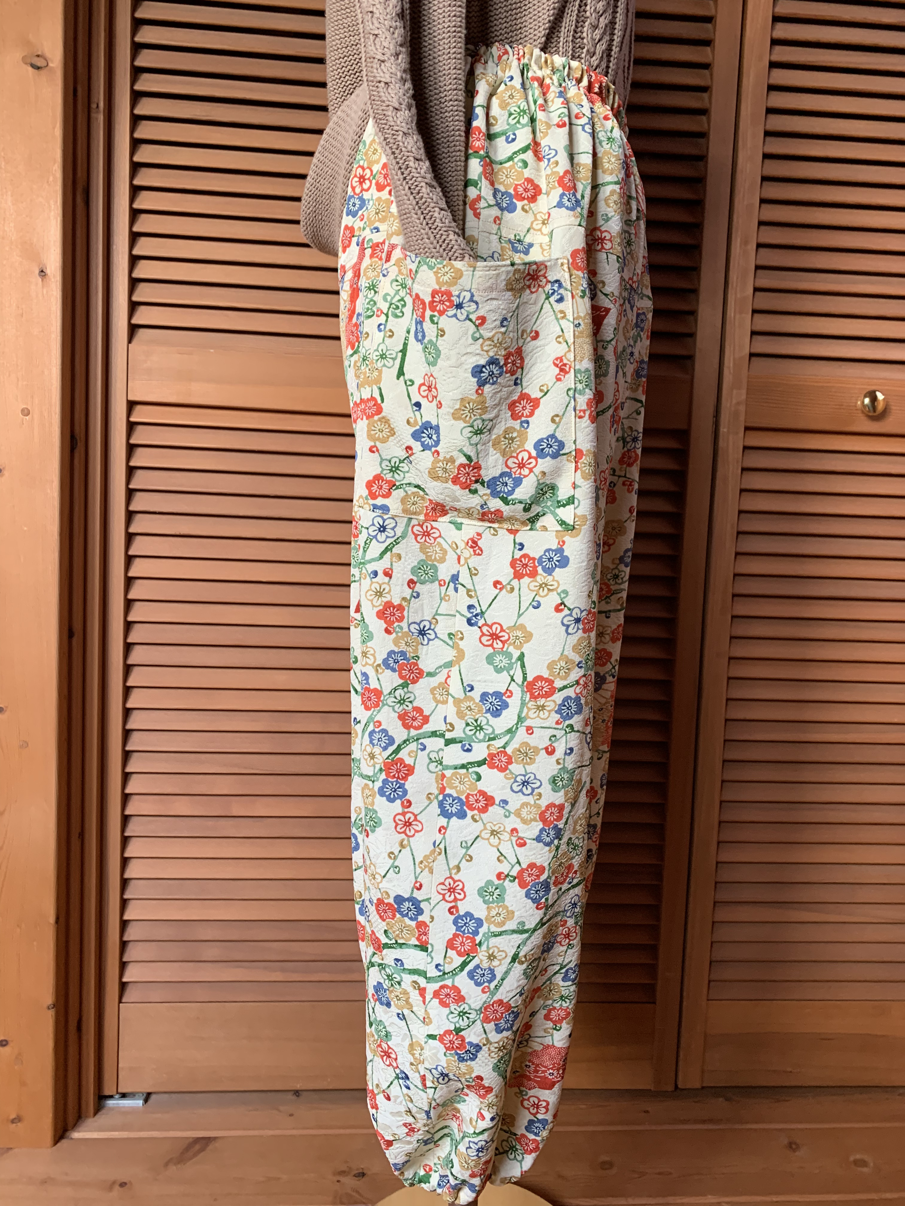 クリーム色　９０ｃｍ着  物リメイク