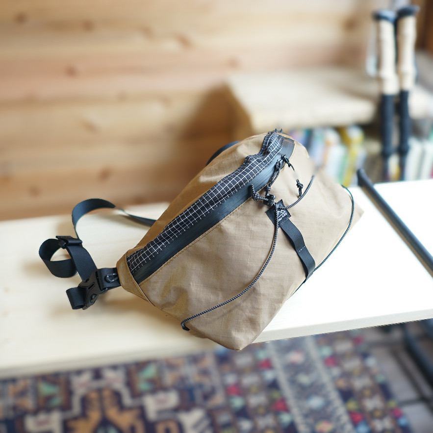 ECOPAK・コヨーテ｜ハイカーナナメバッグ・L/登山・旅行・キャンプ・アウトドア・音楽フェス・ボディバッグ