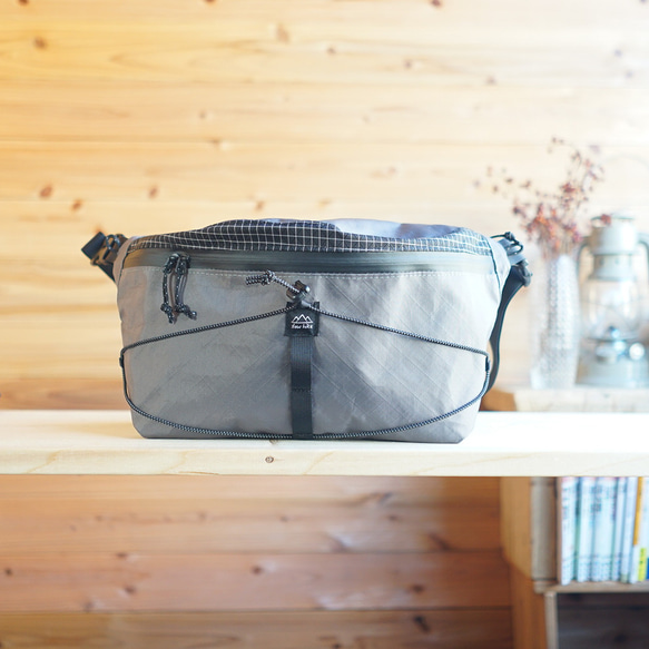 グレー［ハイカーナナメバッグ・L］ /登山・キャンプ・アウトドア・フェス・ボディバッグ・slowhike 人気・おすすめ｜使いやすい・旅行におすすめ 品質保証 全国発送