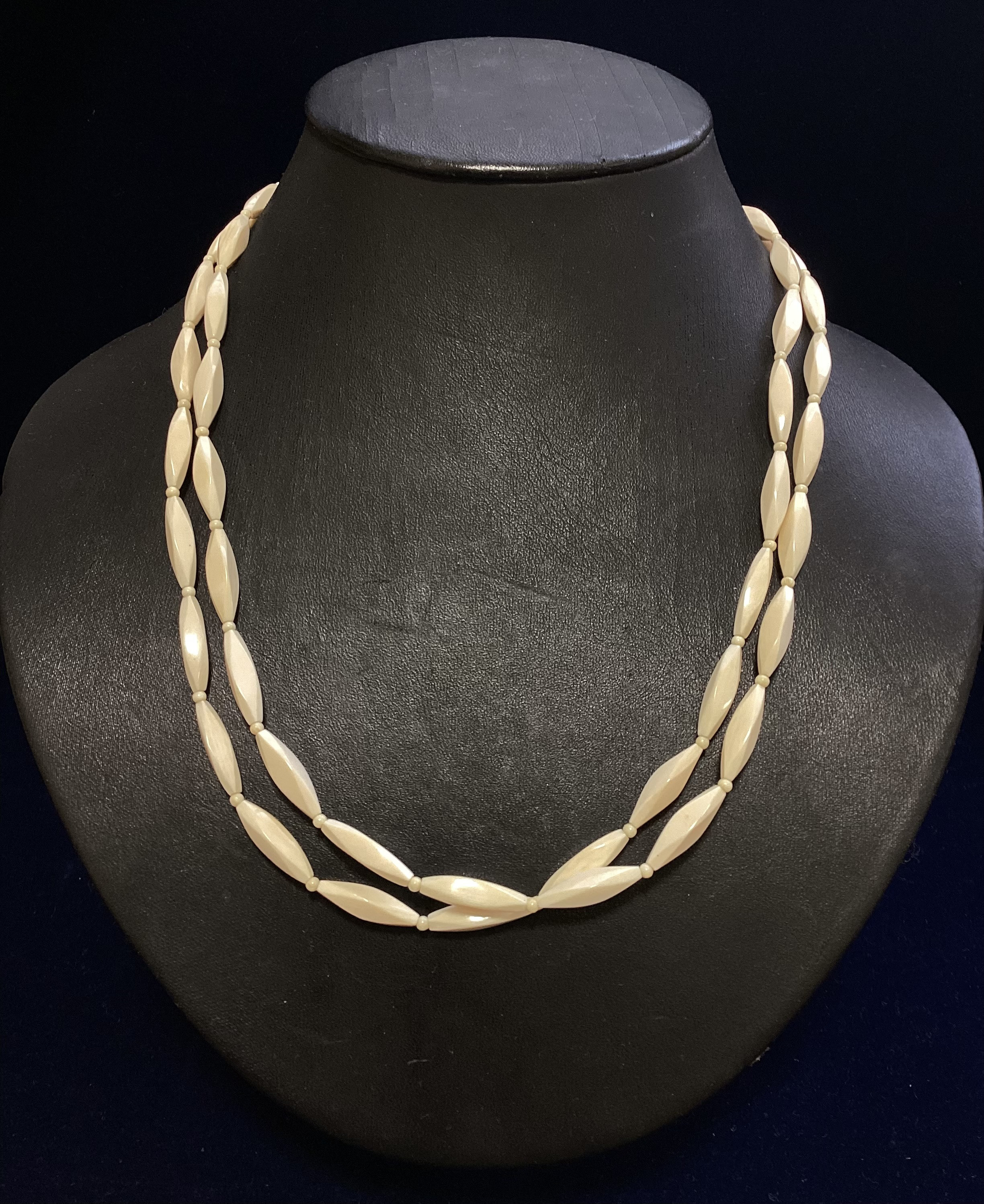 ☆本象牙2連ネックレス　※H-2