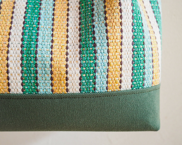 清爽邊框手織布柔軟托特包（綠色） 第4張的照片