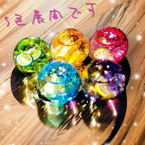 液体ガラスドーム グラデーション カクテル ピアス左右 ブルーサワー