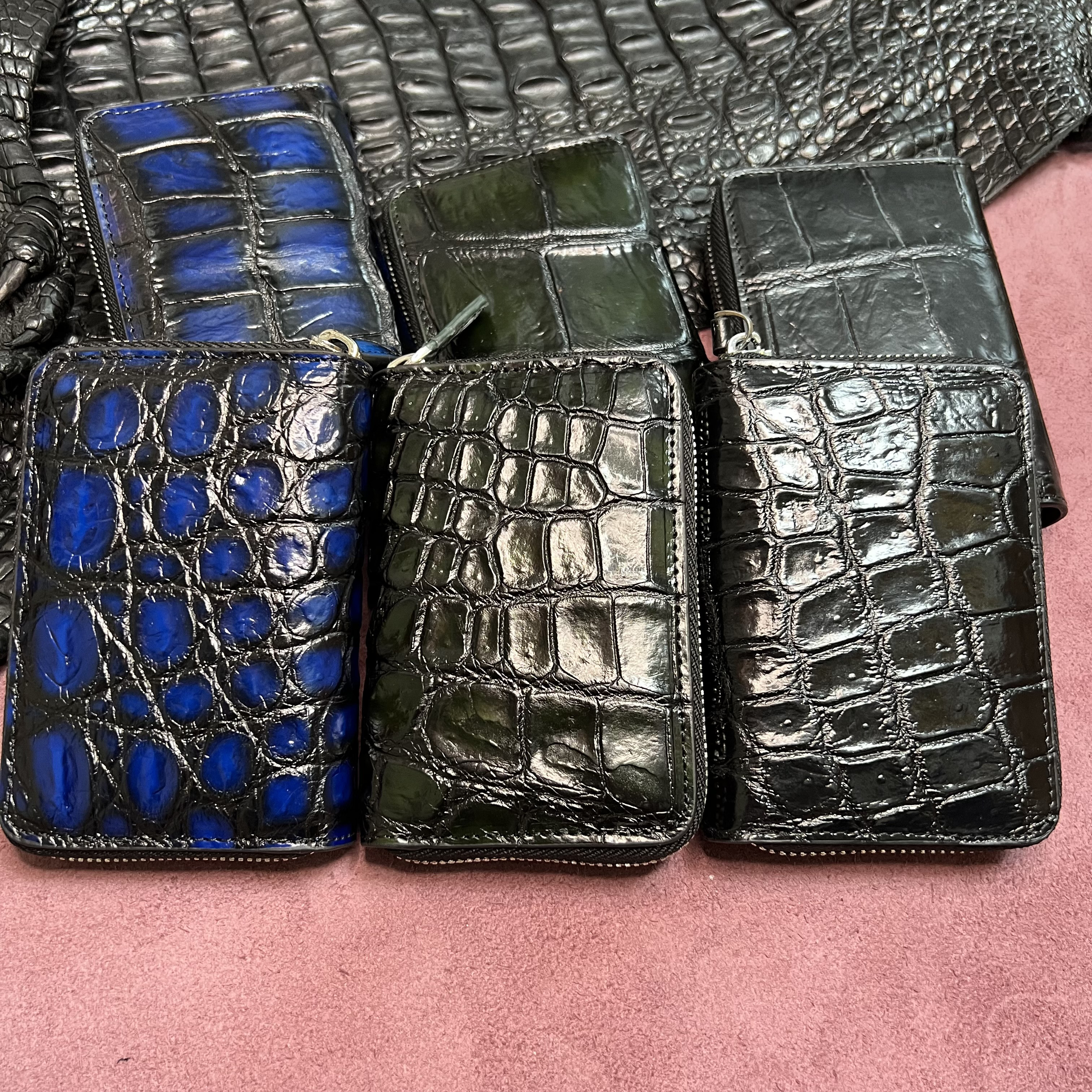 3色選択　ラウンドファスナークロコダイル  ミニ財布  本革　手染め手作り 人気ショップ ミニ財布 本革 手染め手作り 3色選択 ラウンド