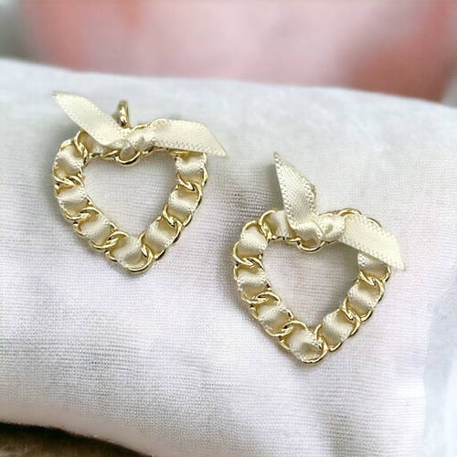 チャーム ハート 2個 ピアス アクセサリー 大人っぽ 上品