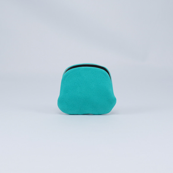 手触りが心地よい-鹿革天溝がま口小銭入れ#エメラルドグリーン 1枚目の画像