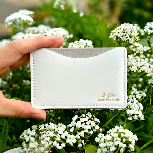 カード1枚のためだけの本革カードケース パスケース 定期入れ 免許証