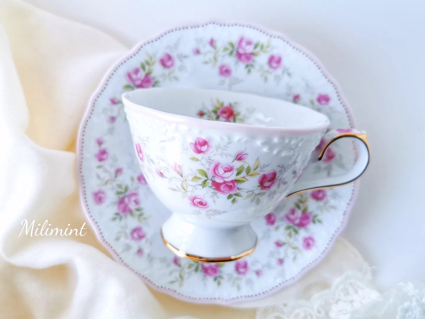 パラゴン　ピンクローズ　コバルトブルー＆ゴールド　カップ＆ソーサー 1客