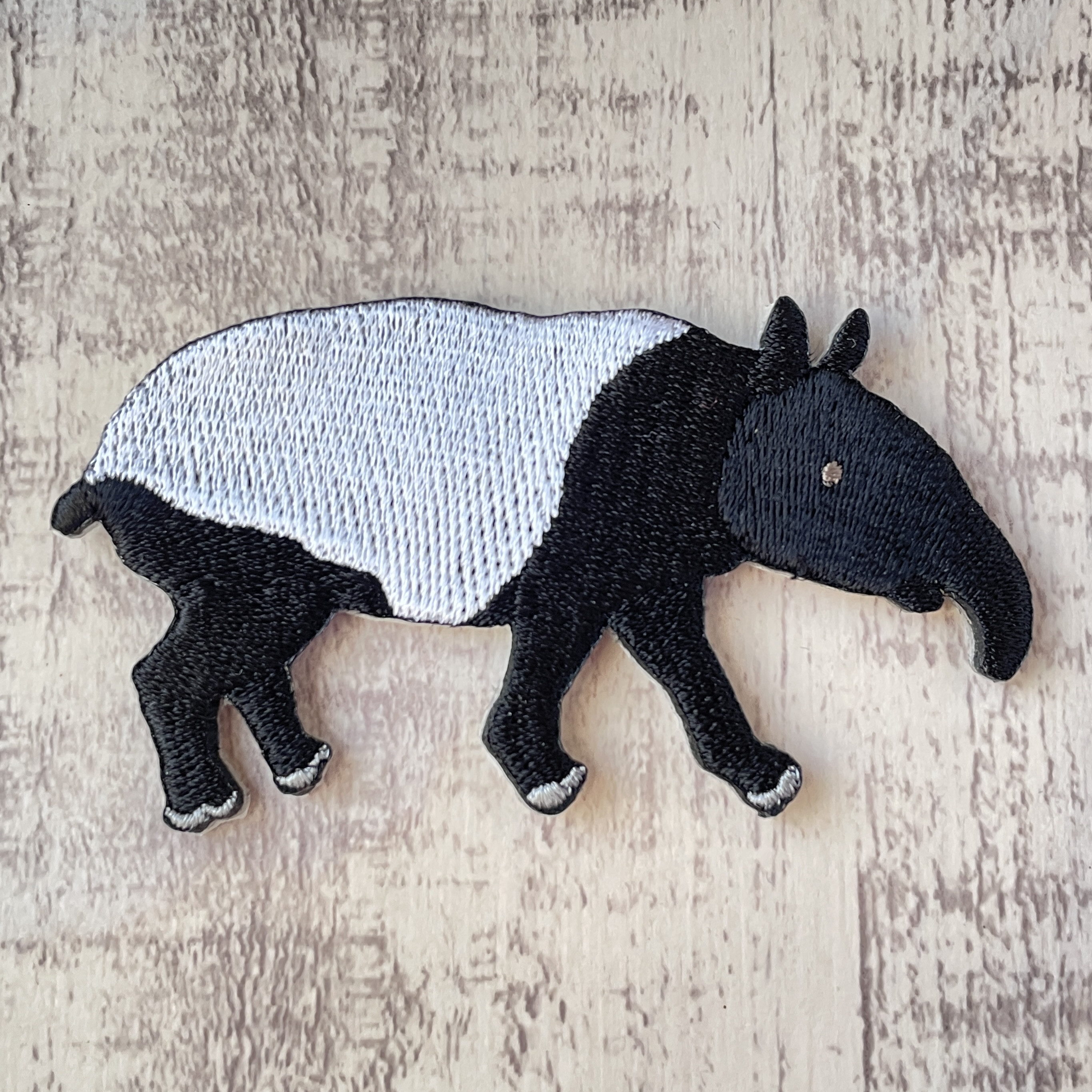 各種★刺繍 ワッペン 黒布地 船名 名前・チーム名・俱楽部・釣り ワッペンシール 刺繍 ロフト 3枚☆オーダー 刺繍 ワッペン 検索