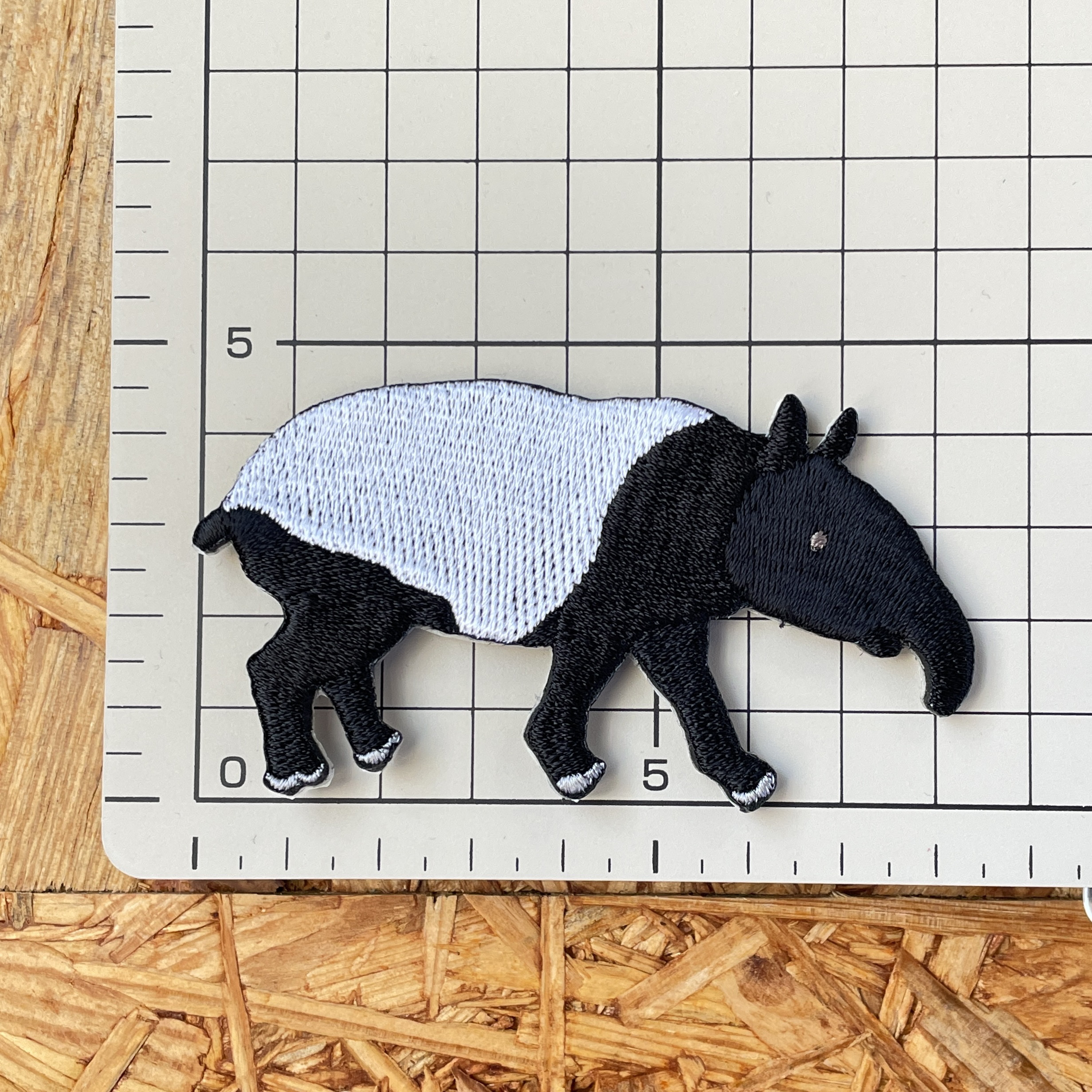 各種★刺繍 ワッペン 黒布地 船名 名前・チーム名・俱楽部・釣り ワッペンシール 刺繍 ロフト 3枚☆オーダー 刺繍 ワッペン 検索
