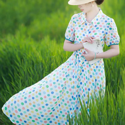 涼しげ水玉のラミー/麻のロングワンピース　ウエストリボン　ポケット付き【春夏秋】 2枚目の画像