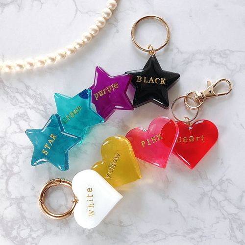 名入れ・全9色】ハート♡星型☆イニシャルキーホルダー／プチギフト