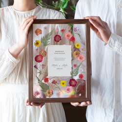 押し花の結婚証明書 1枚目の画像