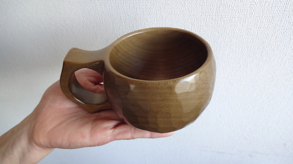 朴の木の一木彫りコーヒーカップ　 5枚目の画像