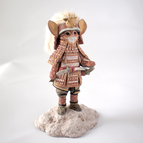 ラスト1】 金猫 タイ精霊術 不幸から守る猫 プラクルアン 猫像 お守り