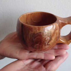 　暴れる杢ケヤキの一木彫りコーヒーカップ　 1枚目の画像
