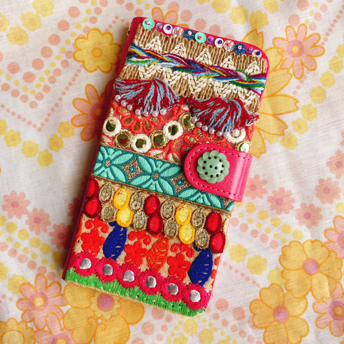 ほぼ全機種対応】ビビッドピンクの手帳型iPhoneケース 手帳型  