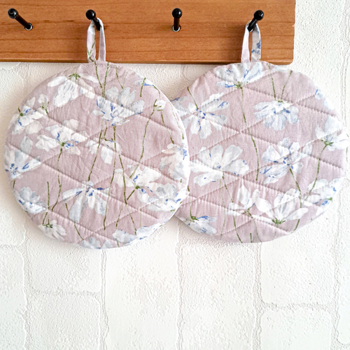 鍋敷き 鍋つかみ 二枚セット 丸型 ミトン 2way 北欧 花柄 スモーキー