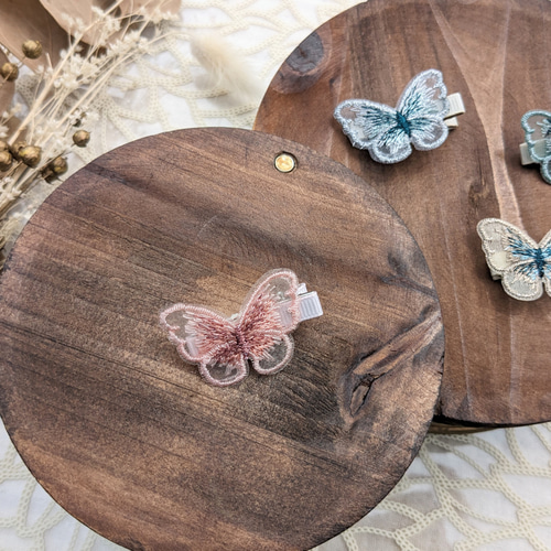 刺繍オーガンジー♡ちょうちょ ベビーヘアクリップ 蝶々ヘアクリップ♡ベビーヘアクリップ♡ 刺繍♡バタフライ