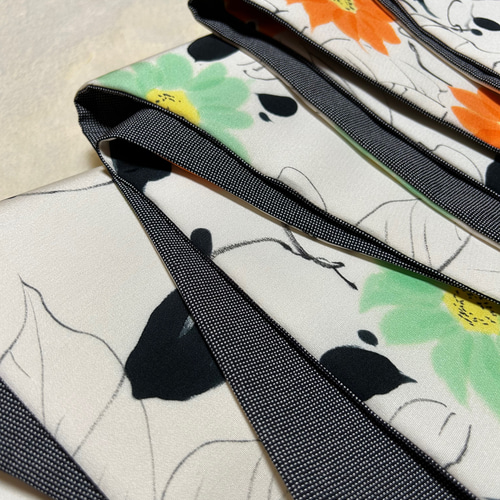 正絹　リバーシブル半幅帯　三河帯芯使用　総絞り＆染め　ハンドメイド　長尺　黒 kimono-kisste_6-6-00641