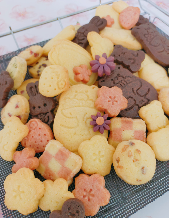 春のクッキー缶 3枚目の画像