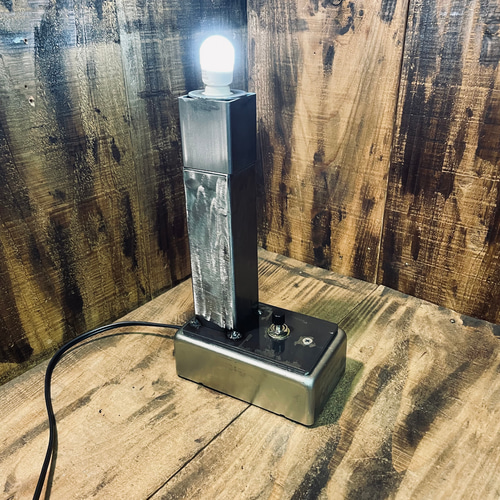 cream.70 新作 スタンドライト E12 デスクライト スイッチボックス